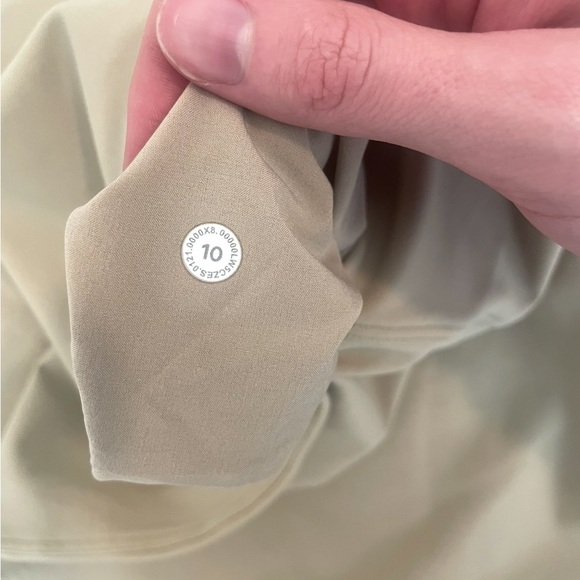 Lululemon Keep Moving Pant 7/8 High-Rise
Trench - Picture 3 of 4